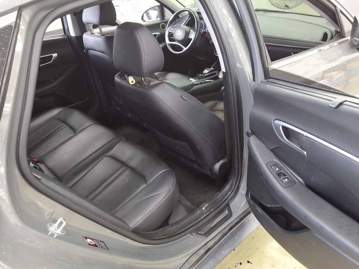 HYUNDAI SONATA (DN8) G2.0 PREMIUM FAMILY 2020 - zdjęcie 14