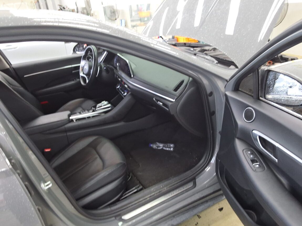 HYUNDAI SONATA (DN8) G2.0 PREMIUM FAMILY 2020 - zdjęcie 15