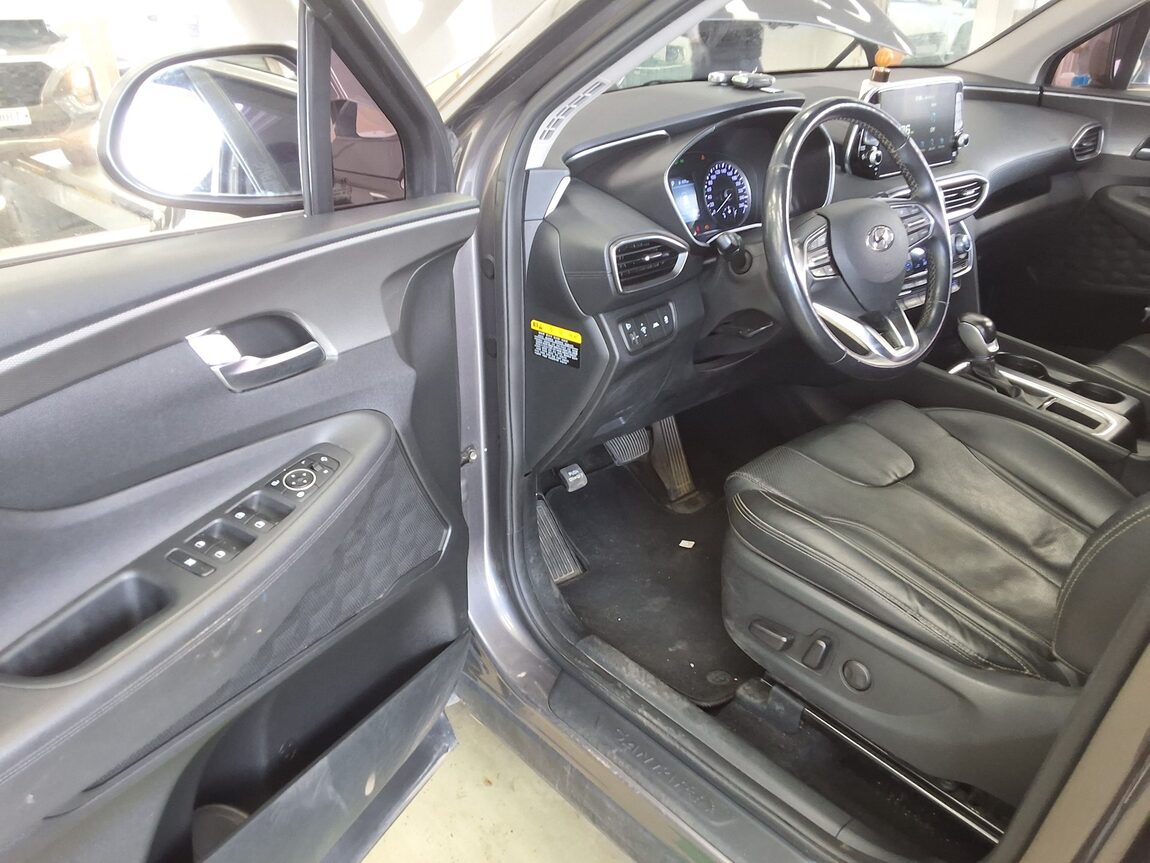 HYUNDAI SANTA FE (TM) R2.0 2WD PREMIUM 2019 - zdjęcie 10