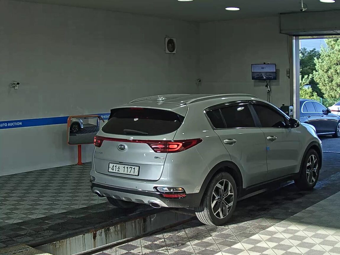 KIA SPORTAGE THE BOLD R2.0 DIESEL 2WD PRESTIGE 2019 - zdjęcie 5
