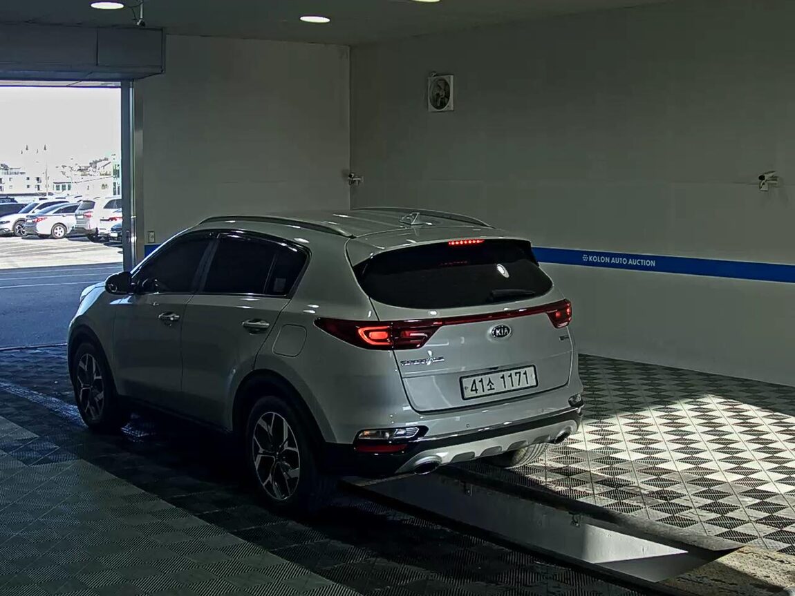 KIA SPORTAGE THE BOLD R2.0 DIESEL 2WD PRESTIGE 2019 - zdjęcie 6