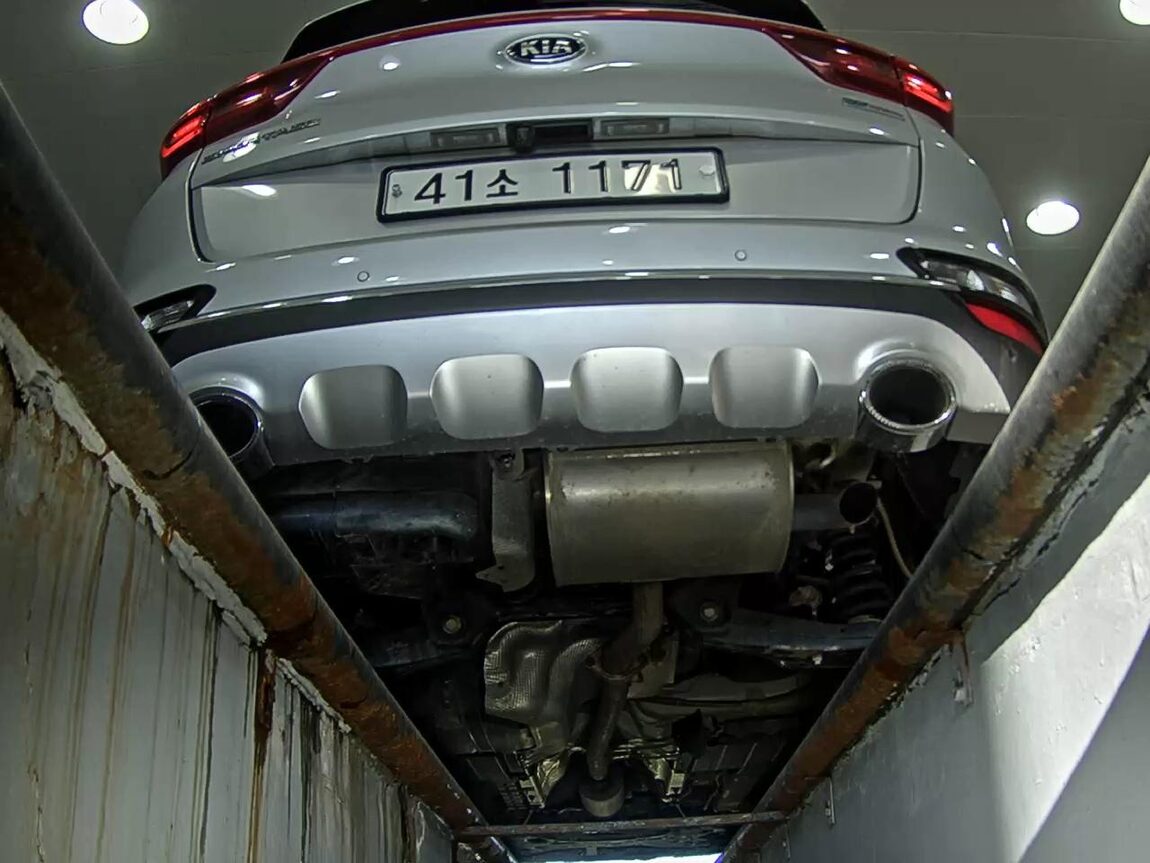 KIA SPORTAGE THE BOLD R2.0 DIESEL 2WD PRESTIGE 2019 - zdjęcie 8