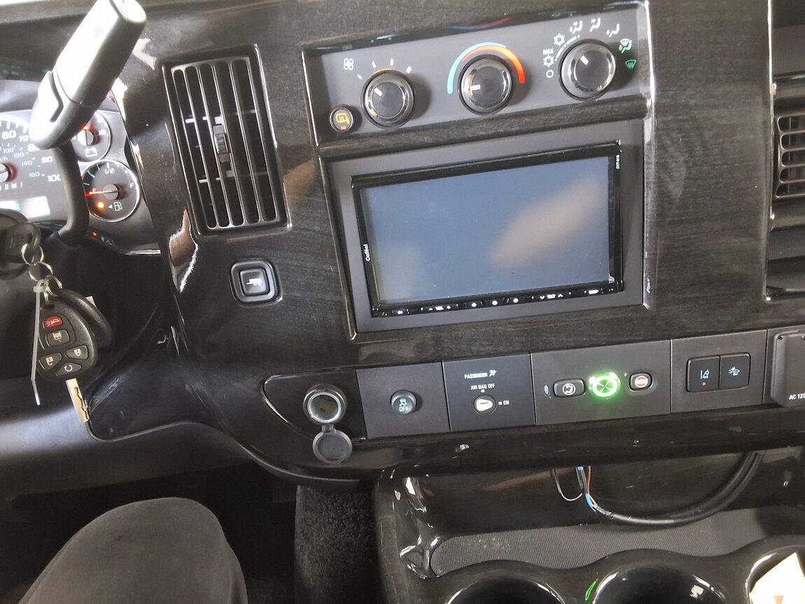 CHEVROLET EXPRESS VAN 6 2019 - zdjęcie 23
