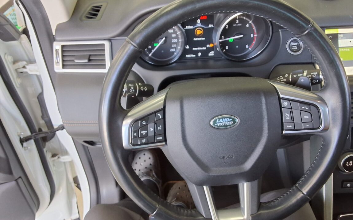 LAND ROVER DISCOVERY SPORT 2.0 TD4 HSE LUXURY 2018 - zdjęcie 17