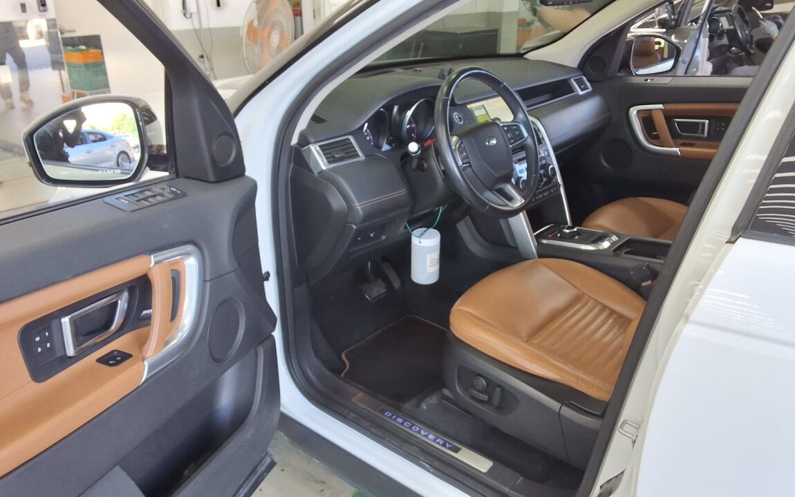 LAND ROVER DISCOVERY SPORT 2.0 TD4 HSE LUXURY 2018 - zdjęcie 10