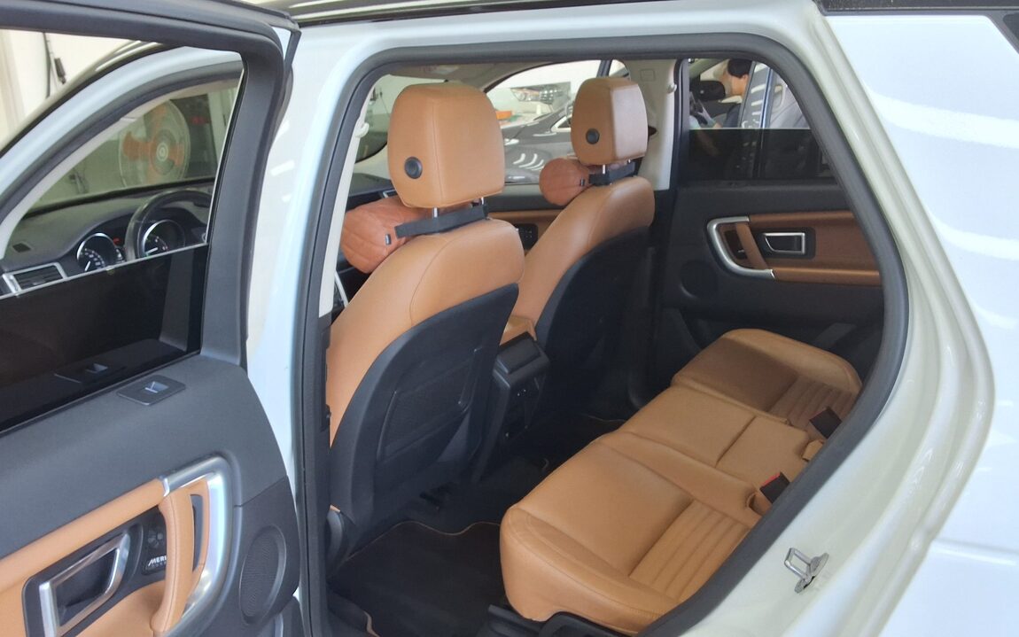 LAND ROVER DISCOVERY SPORT 2.0 TD4 HSE LUXURY 2018 - zdjęcie 12