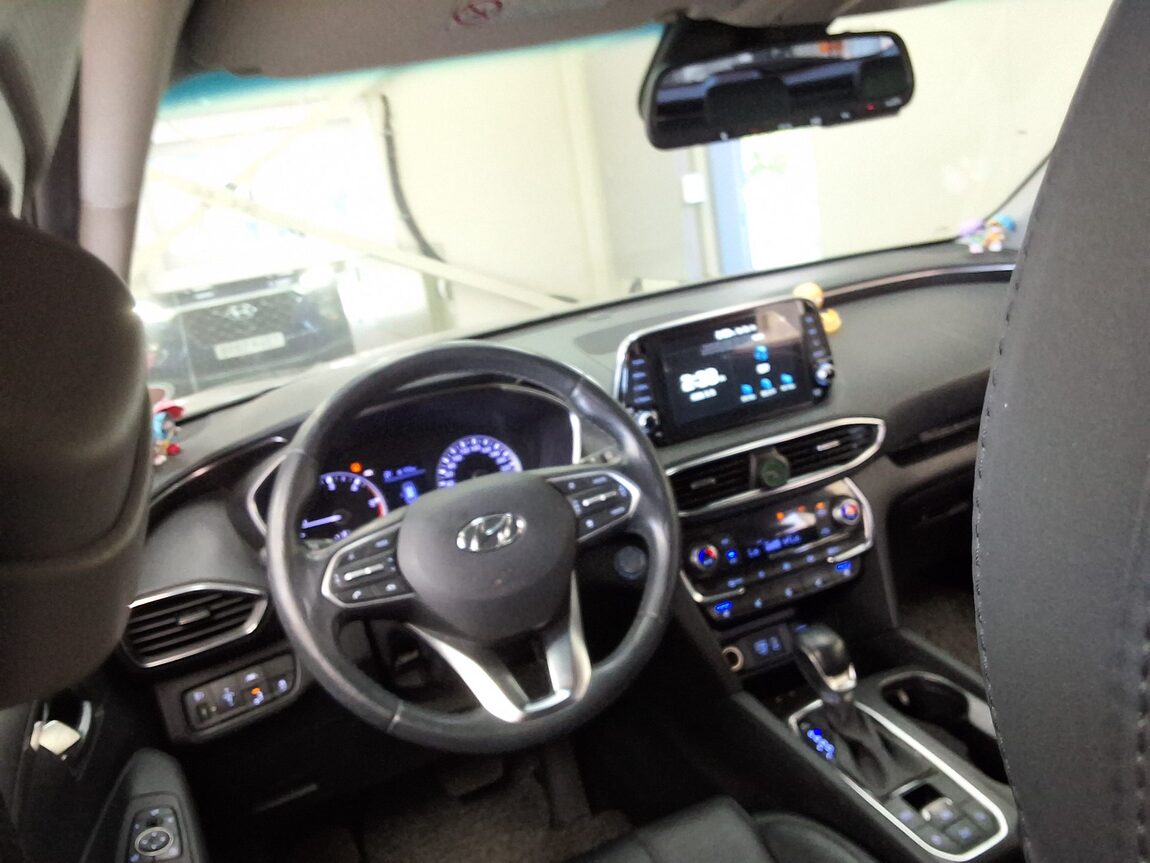 HYUNDAI SANTA FE (TM) R2.0 2WD PREMIUM 2020 - zdjęcie 12