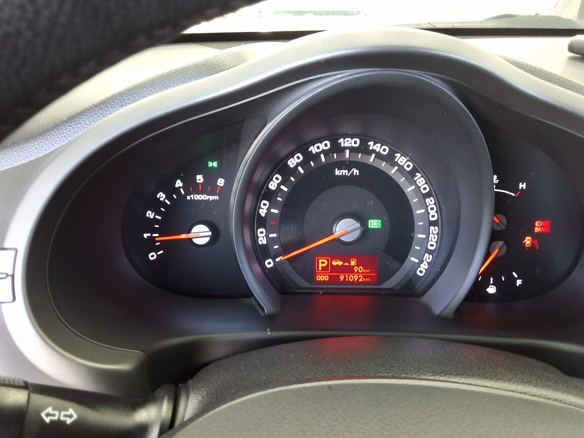 KIA SPORTAGE R DIESEL R2.0 2WD TLX LUXURY MODEL 2012 - zdjęcie 9