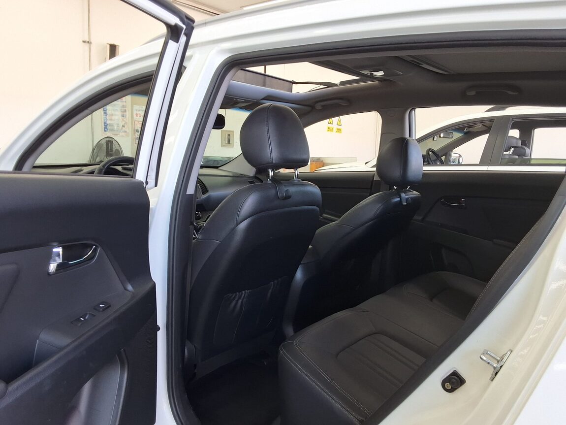 KIA SPORTAGE R DIESEL R2.0 2WD TLX LUXURY MODEL 2012 - zdjęcie 12