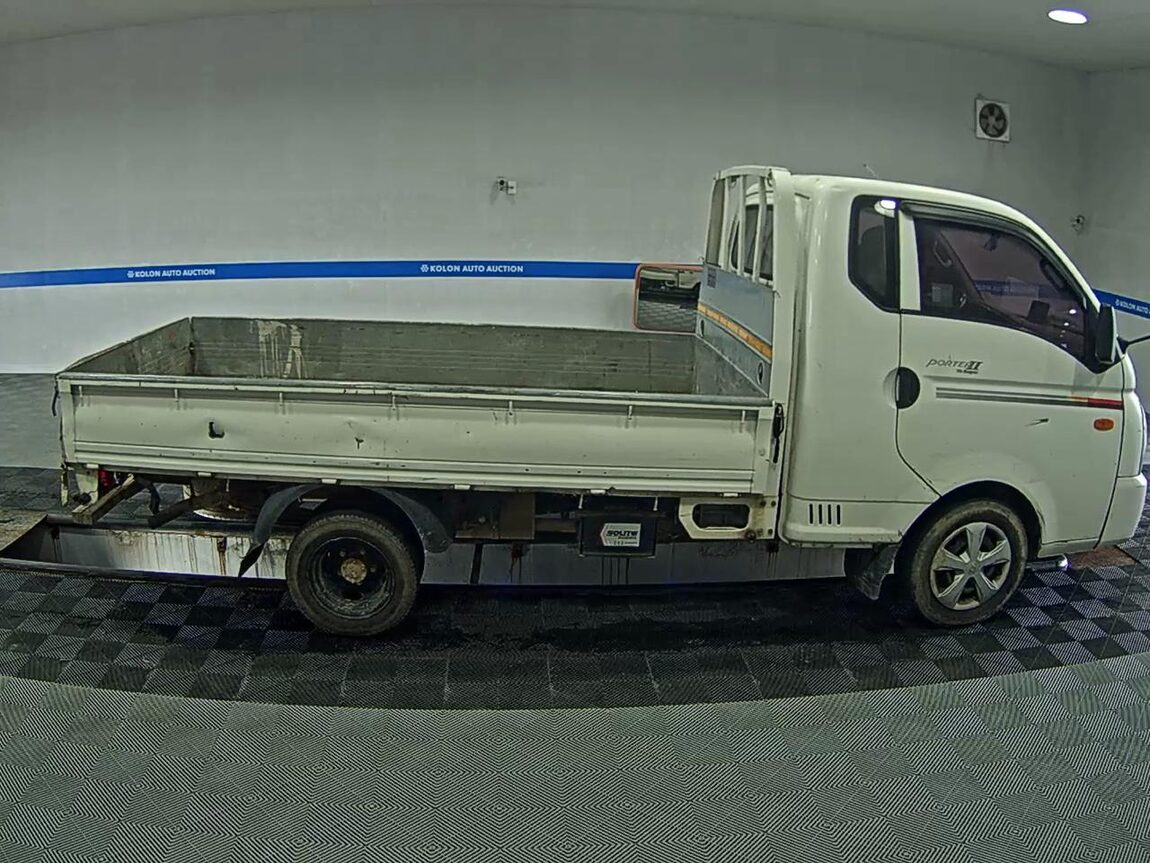 HYUNDAI PORTER II CRDi SUPER CAB EXTRA LONG WHEELBASE HIGH SUPER 2017 - zdjęcie 13