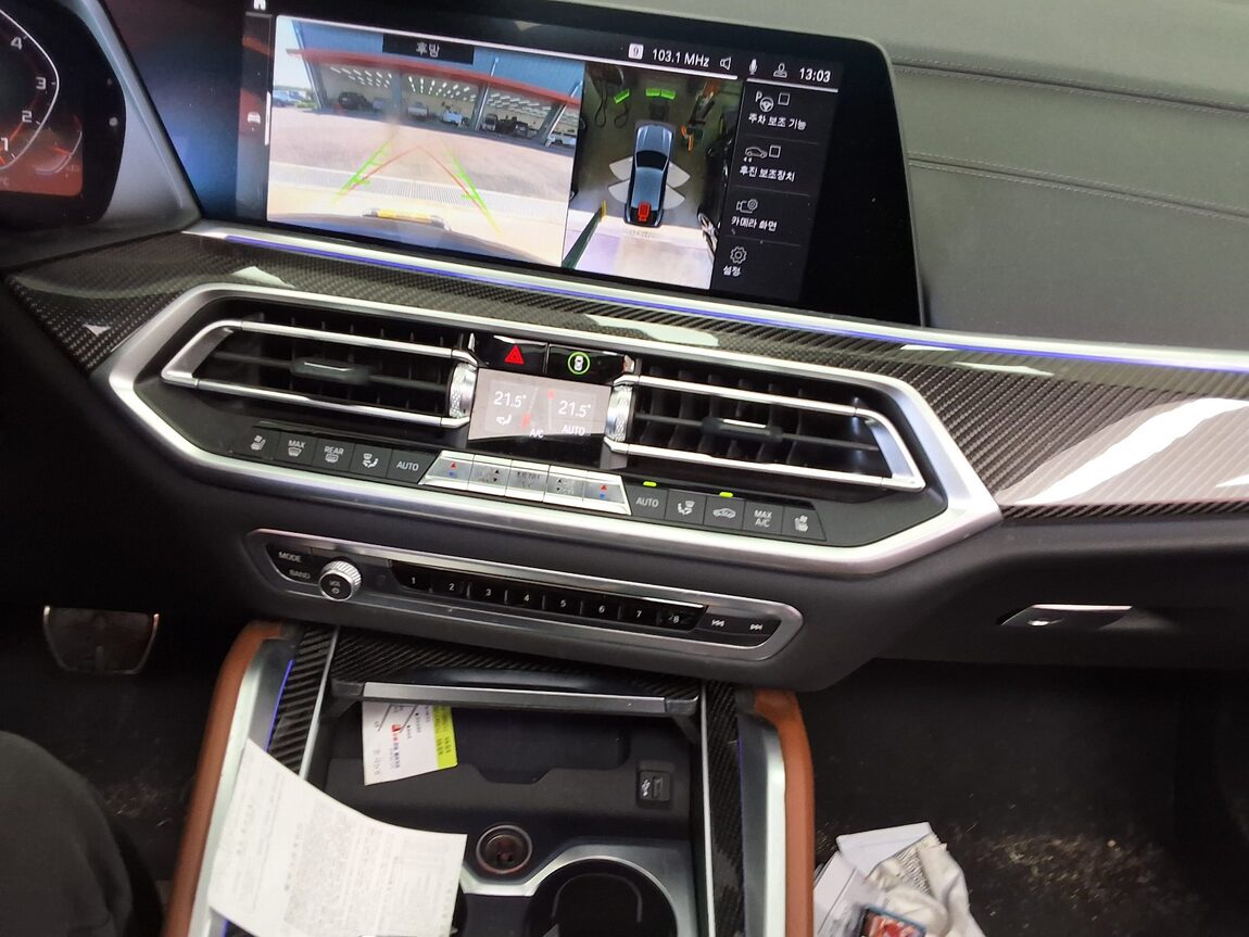 BMW X6 (3RD GEN) M50i 2022 - zdjęcie 24