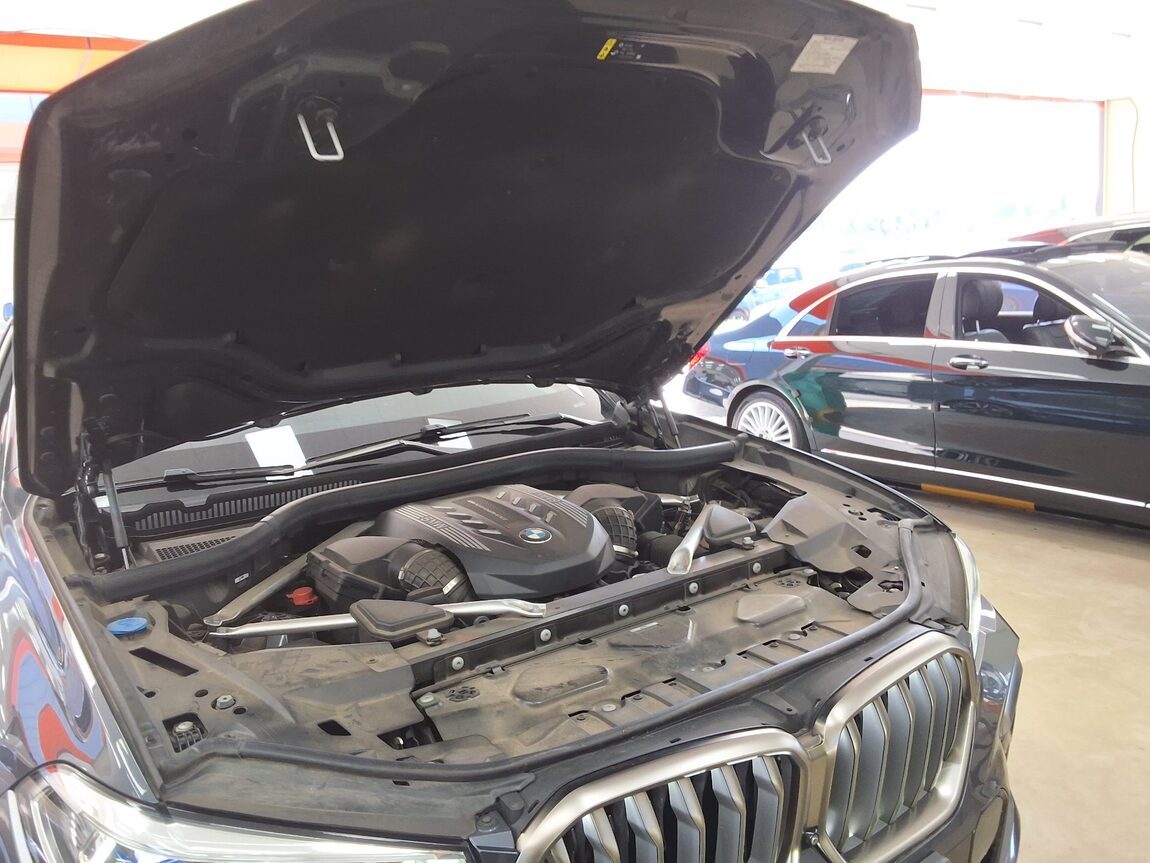BMW X6 (3RD GEN) M50i 2022 - zdjęcie 18