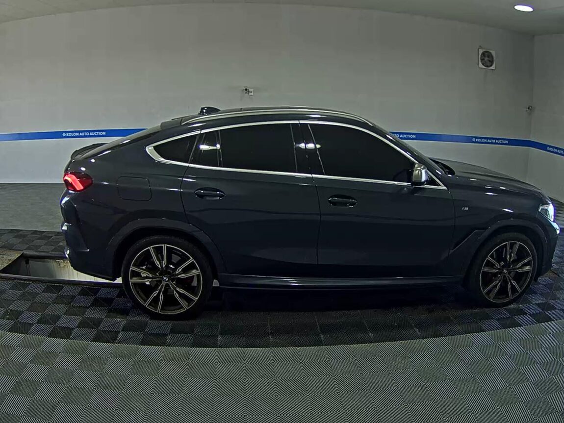 BMW X6 (3RD GEN) M50i 2022 - zdjęcie 4