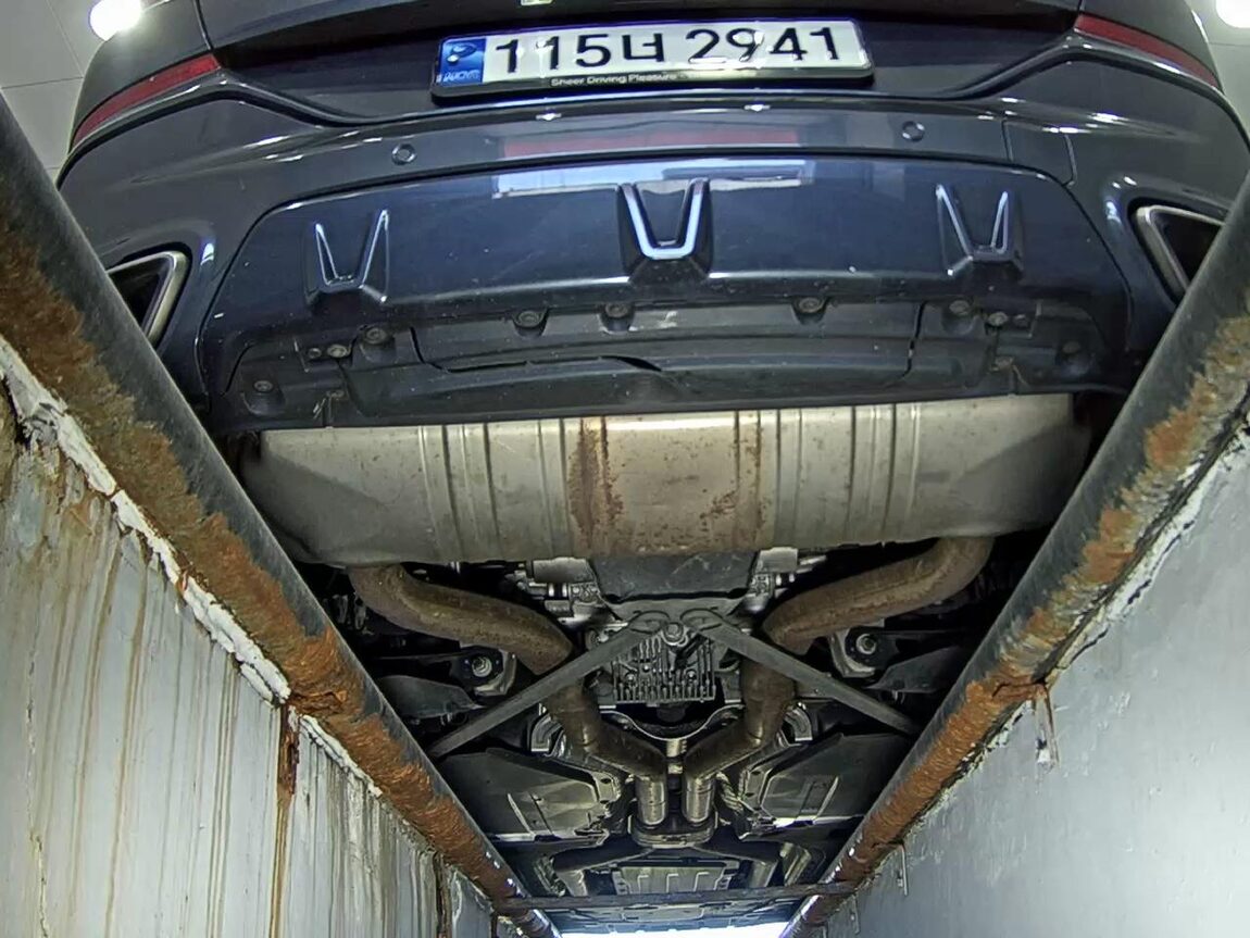 BMW X6 (3RD GEN) M50i 2022 - zdjęcie 8