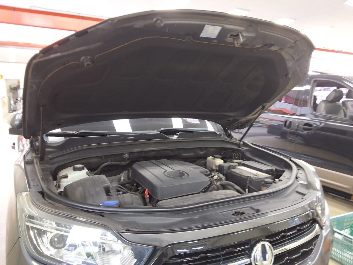 KG MOBILITY (SSANGYONG) REXTON SPORTS 2.2 4WD PRESTIGE SPECIAL 2020 - zdjęcie 18