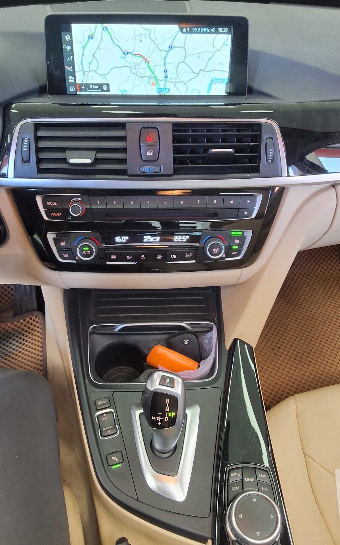 BMW 3 SERIES (6TH GEN) 320d 2017 - zdjęcie 18