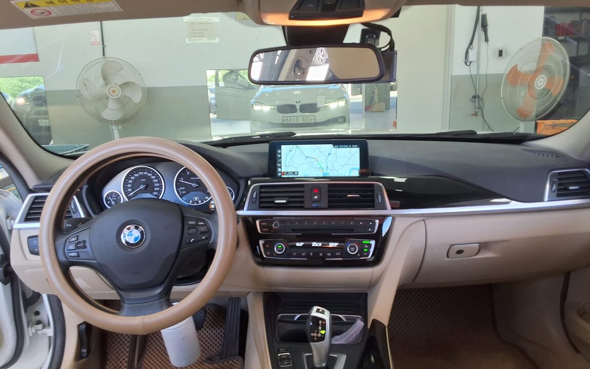 BMW 3 SERIES (6TH GEN) 320d 2017 - zdjęcie 11
