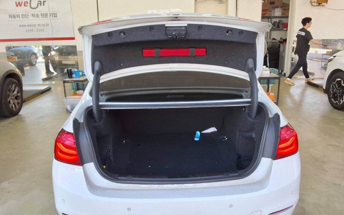 BMW 3 SERIES (6TH GEN) 320d 2017 - zdjęcie 15