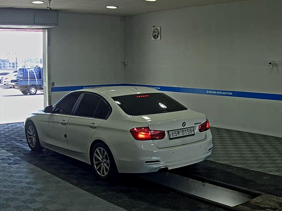 BMW 3 SERIES (6TH GEN) 320d 2017 - zdjęcie 6