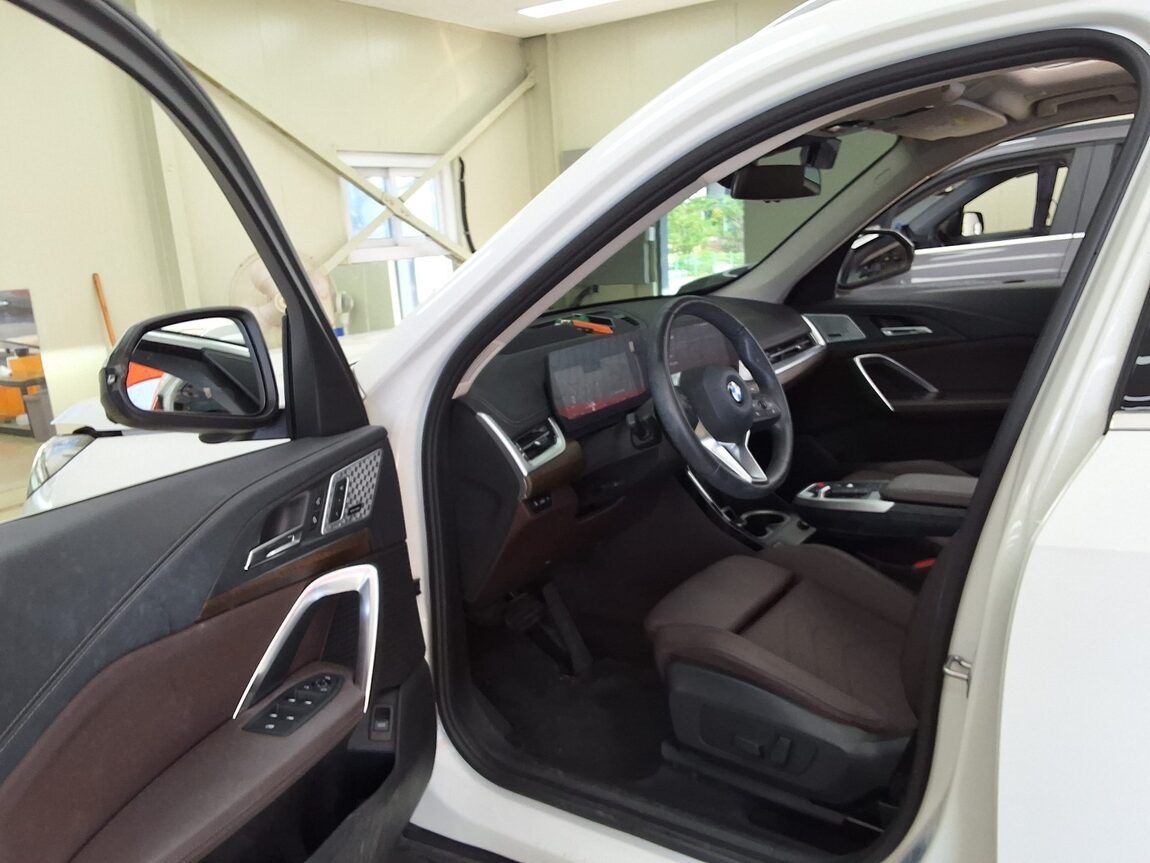 BMW X1 (3RD GEN) 20i xDRIVE X LINE 2024 - zdjęcie 11