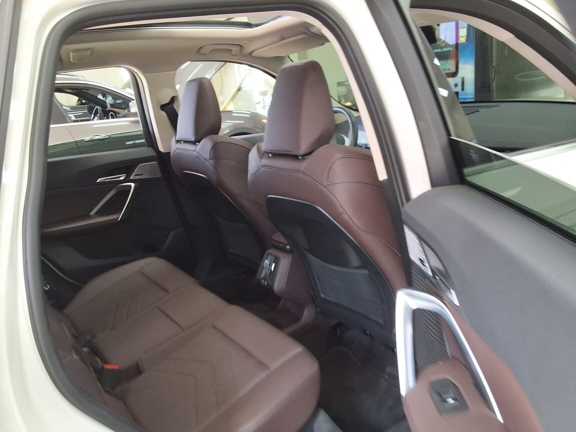 BMW X1 (3RD GEN) 20i xDRIVE X LINE 2024 - zdjęcie 14