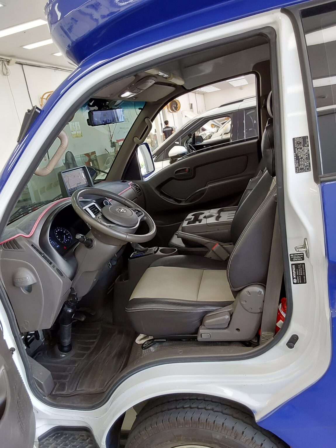 HYUNDAI PORTER II CITY VAN 2020 - zdjęcie 10