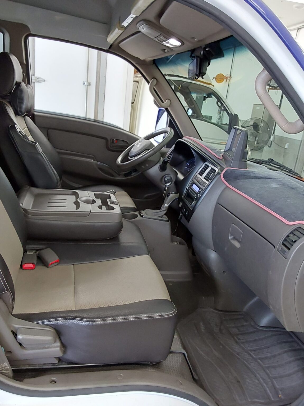 HYUNDAI PORTER II CITY VAN 2020 - zdjęcie 12