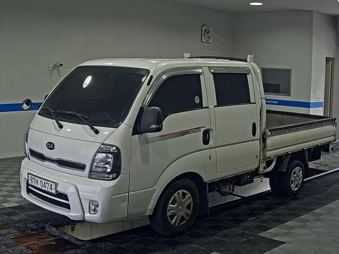 KIA THE NEW BONGO III CARGO 1 TON DOUBLE CAB EXTRA LONG WHEELBASE GLS 2022 - zdjęcie 2