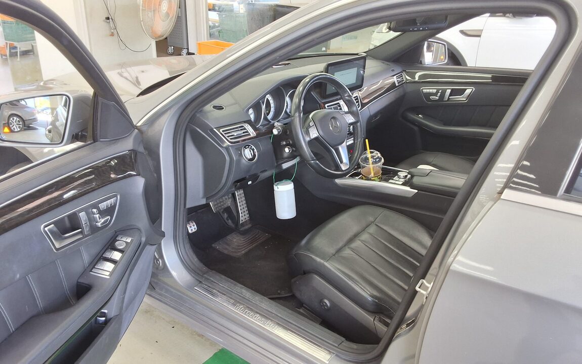 MERCEDES-BENZ E-CLASS (4TH GEN) E400 4MATIC INTELLIGENT DRIVE 2015 - zdjęcie 10
