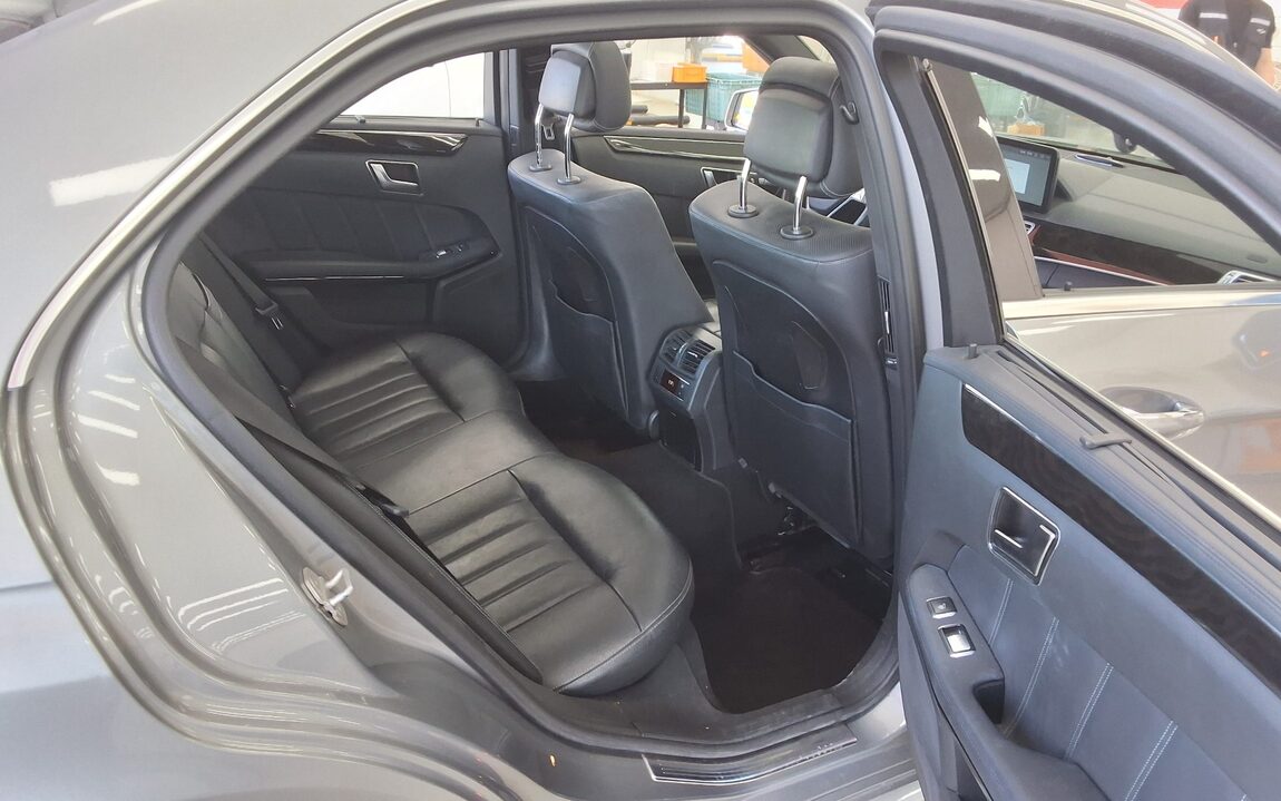 MERCEDES-BENZ E-CLASS (4TH GEN) E400 4MATIC INTELLIGENT DRIVE 2015 - zdjęcie 13