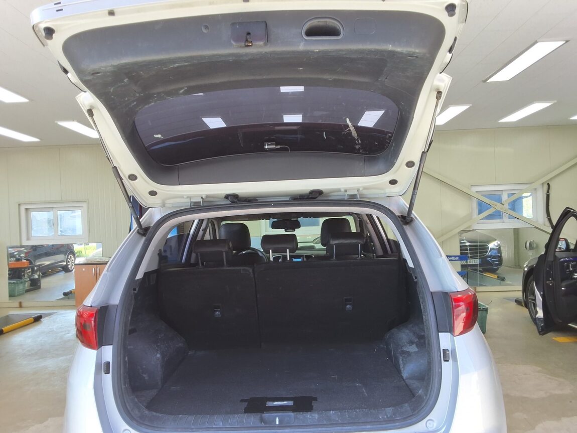 KIA NEW SPORTAGE R2.0 2WD TRENDY 2016 - zdjęcie 16