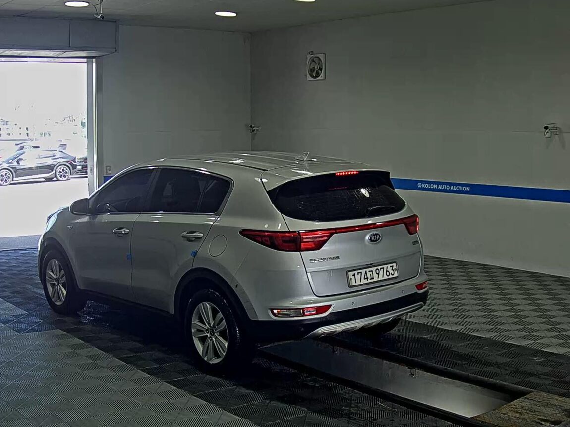 KIA NEW SPORTAGE R2.0 2WD TRENDY 2016 - zdjęcie 6