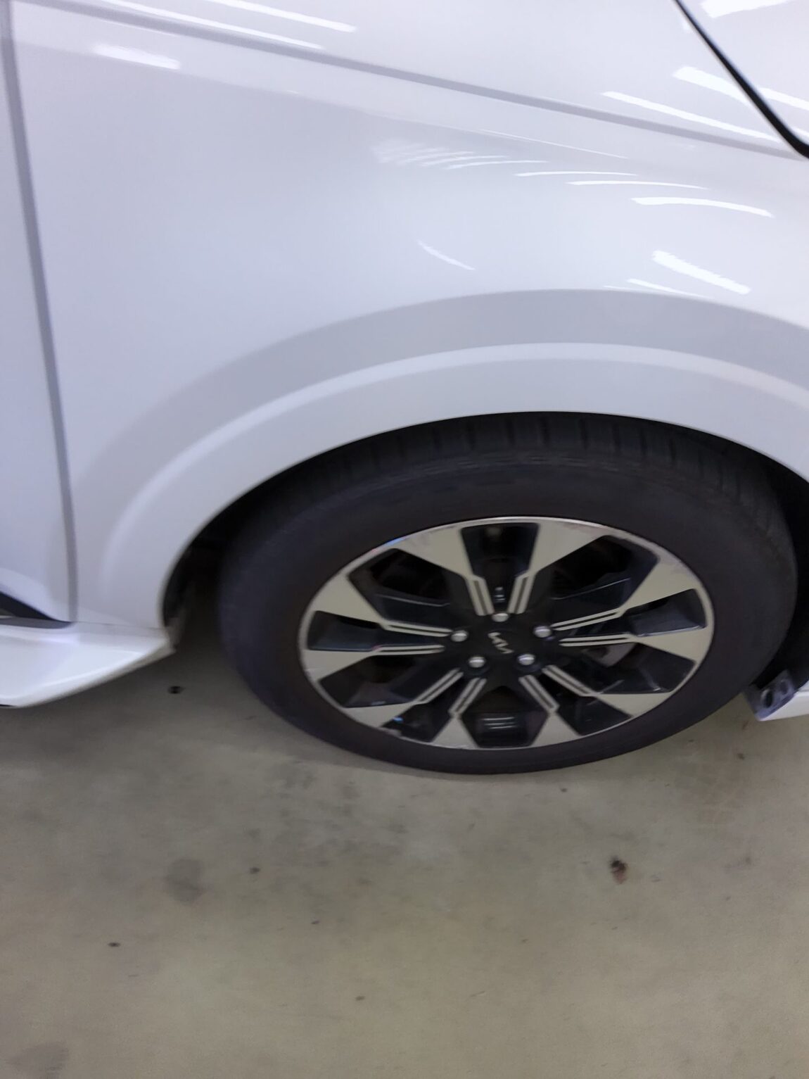 KIA NEW CARNIVAL (KA4) HI-LIMOUSINE 7-SEATER GASOLINE SIGNATURE 2022 - zdjęcie 22