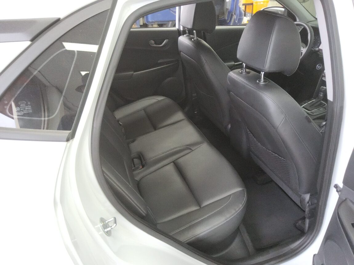 HYUNDAI KONA 1.6 GASOLINE 2WD MODERN CHOICE 2020 - zdjęcie 13