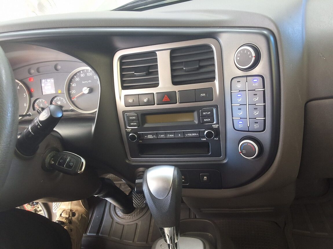 HYUNDAI PORTER II WING BODY MANUAL 2018 - zdjęcie 20