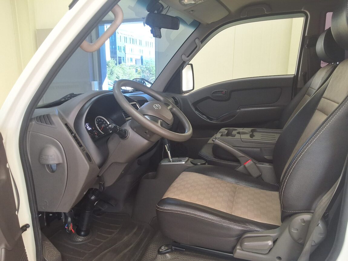 HYUNDAI PORTER II WING BODY MANUAL 2018 - zdjęcie 11