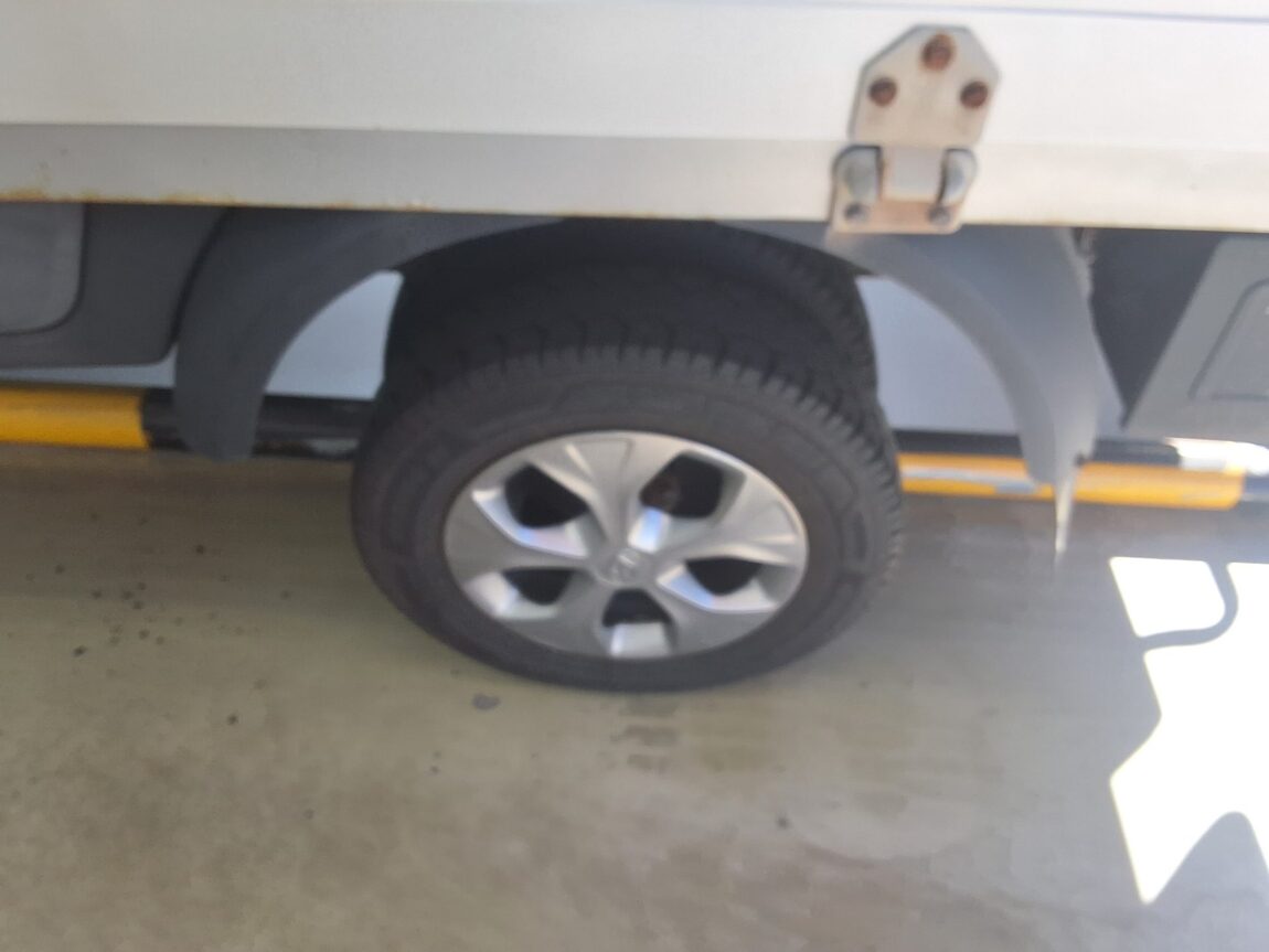 HYUNDAI PORTER II WING BODY MANUAL 2018 - zdjęcie 16