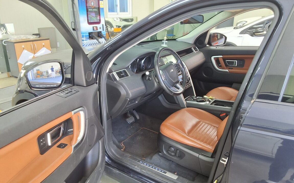 LAND ROVER DISCOVERY SPORT 2.0 TD4 HSE LUXURY 2017 - zdjęcie 10