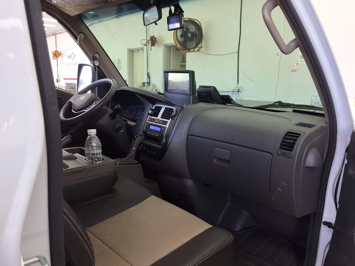 HYUNDAI PORTER II VGT STANDARD CAB EXTRA LONG WHEELBASE SMART 2023 - zdjęcie 12