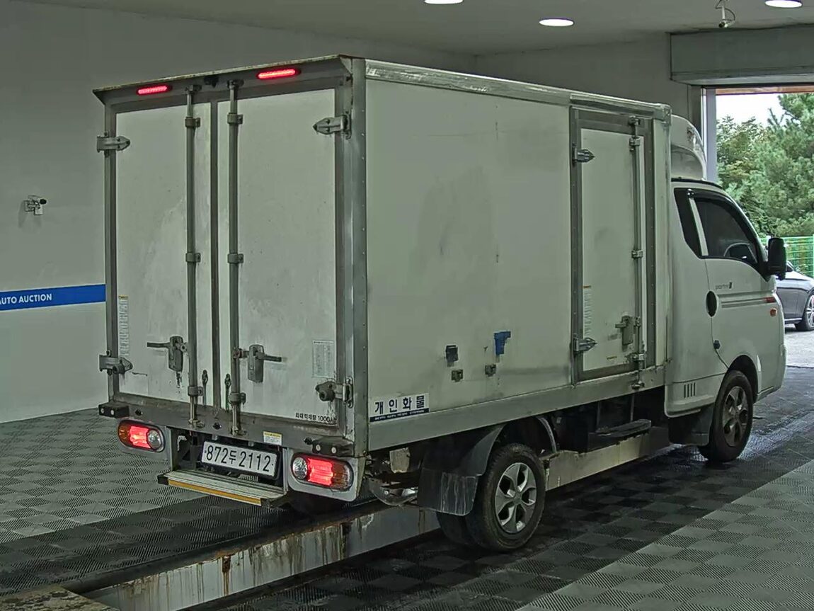 HYUNDAI PORTER II REFRIGERATED BOX TRUCK SUPER CAB 2022 - zdjęcie 5