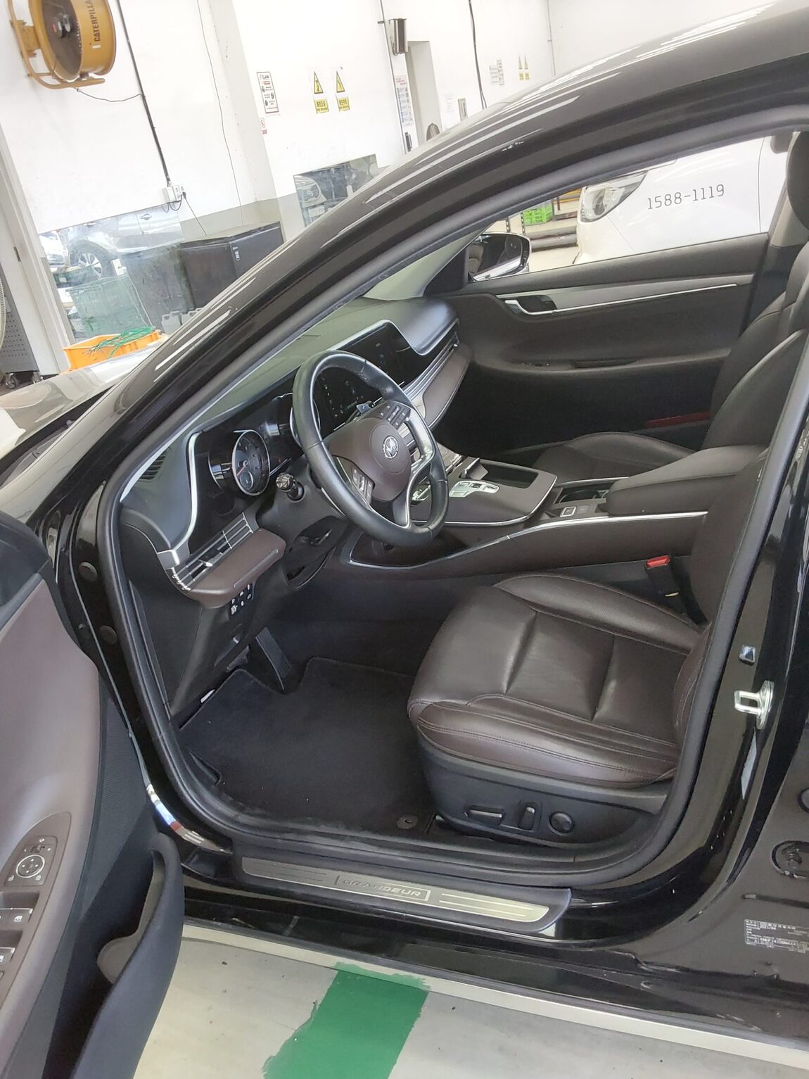 HYUNDAI THE NEW GRANDEUR IG GASOLINE 2.5 PREMIUM CHOICE 2021 - zdjęcie 10