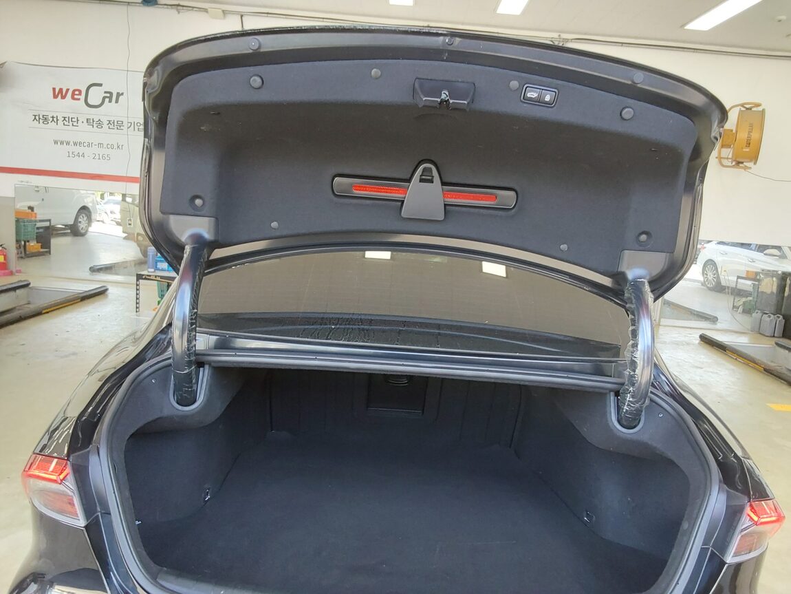 HYUNDAI THE NEW GRANDEUR IG GASOLINE 2.5 PREMIUM CHOICE 2021 - zdjęcie 15