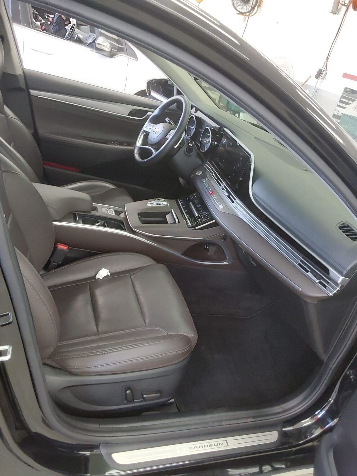 HYUNDAI THE NEW GRANDEUR IG GASOLINE 2.5 PREMIUM CHOICE 2021 - zdjęcie 14