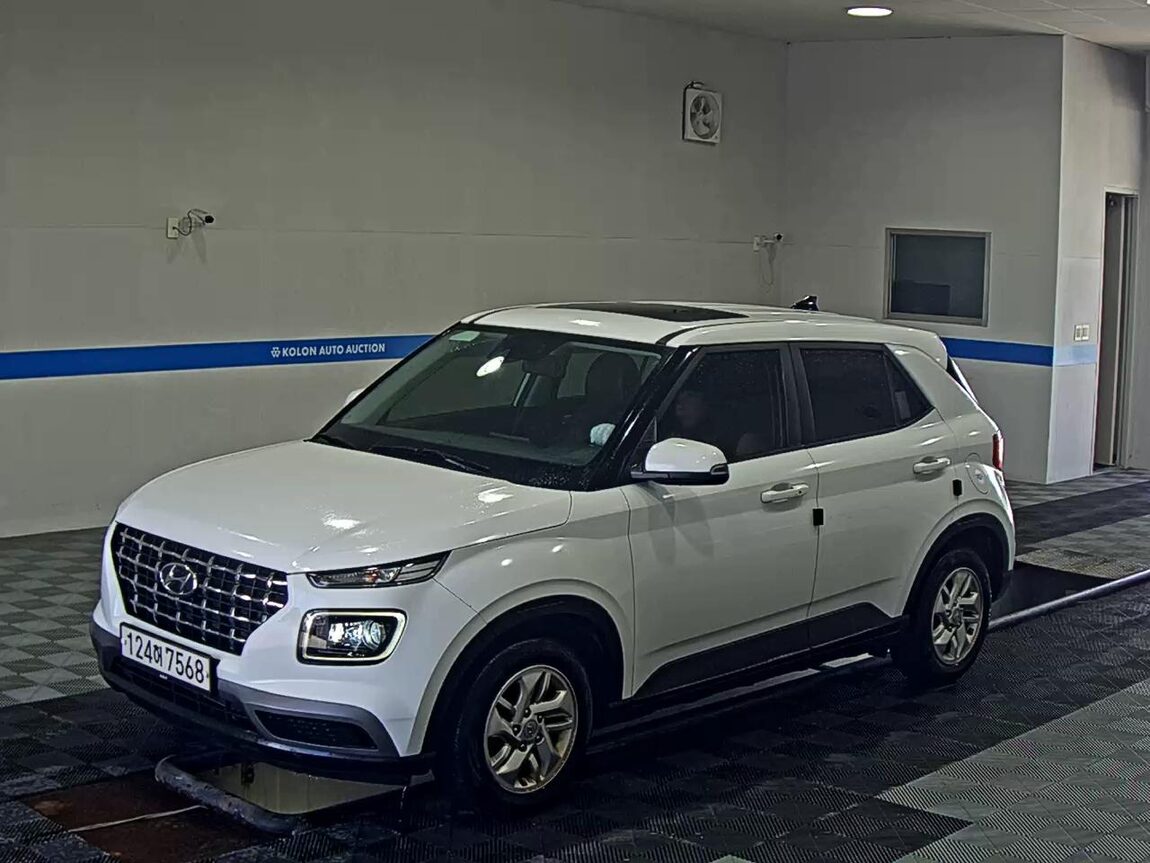 HYUNDAI VENUE 1.6 GASOLINE MODERN PLUS 2022 - zdjęcie 2