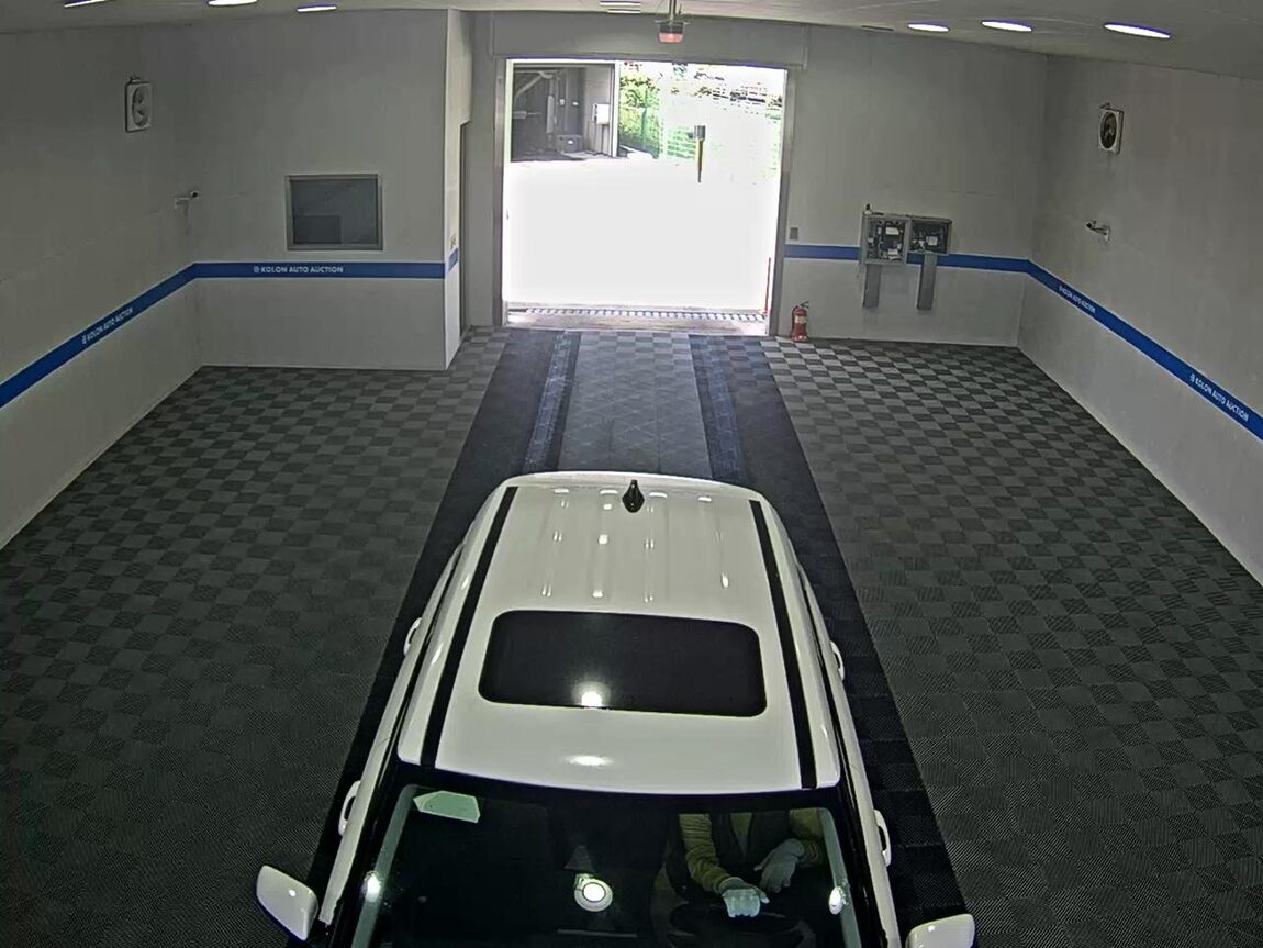 HYUNDAI VENUE 1.6 GASOLINE MODERN PLUS 2022 - zdjęcie 7