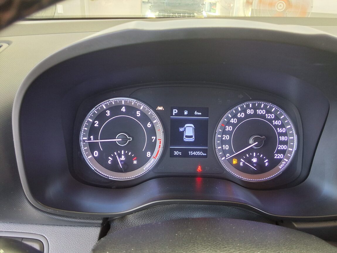 HYUNDAI VENUE 1.6 GASOLINE MODERN PLUS 2022 - zdjęcie 9