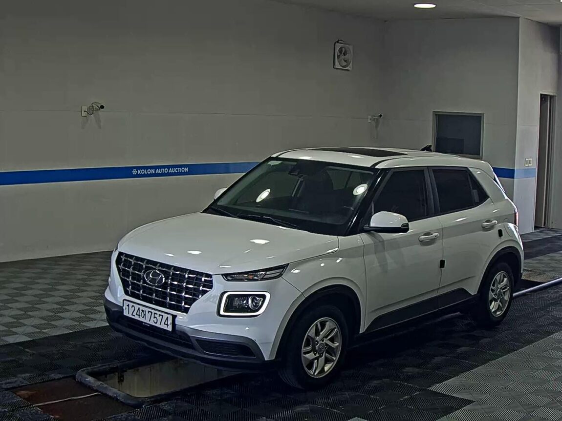 HYUNDAI VENUE 1.6 GASOLINE MODERN PLUS 2022 - zdjęcie 2