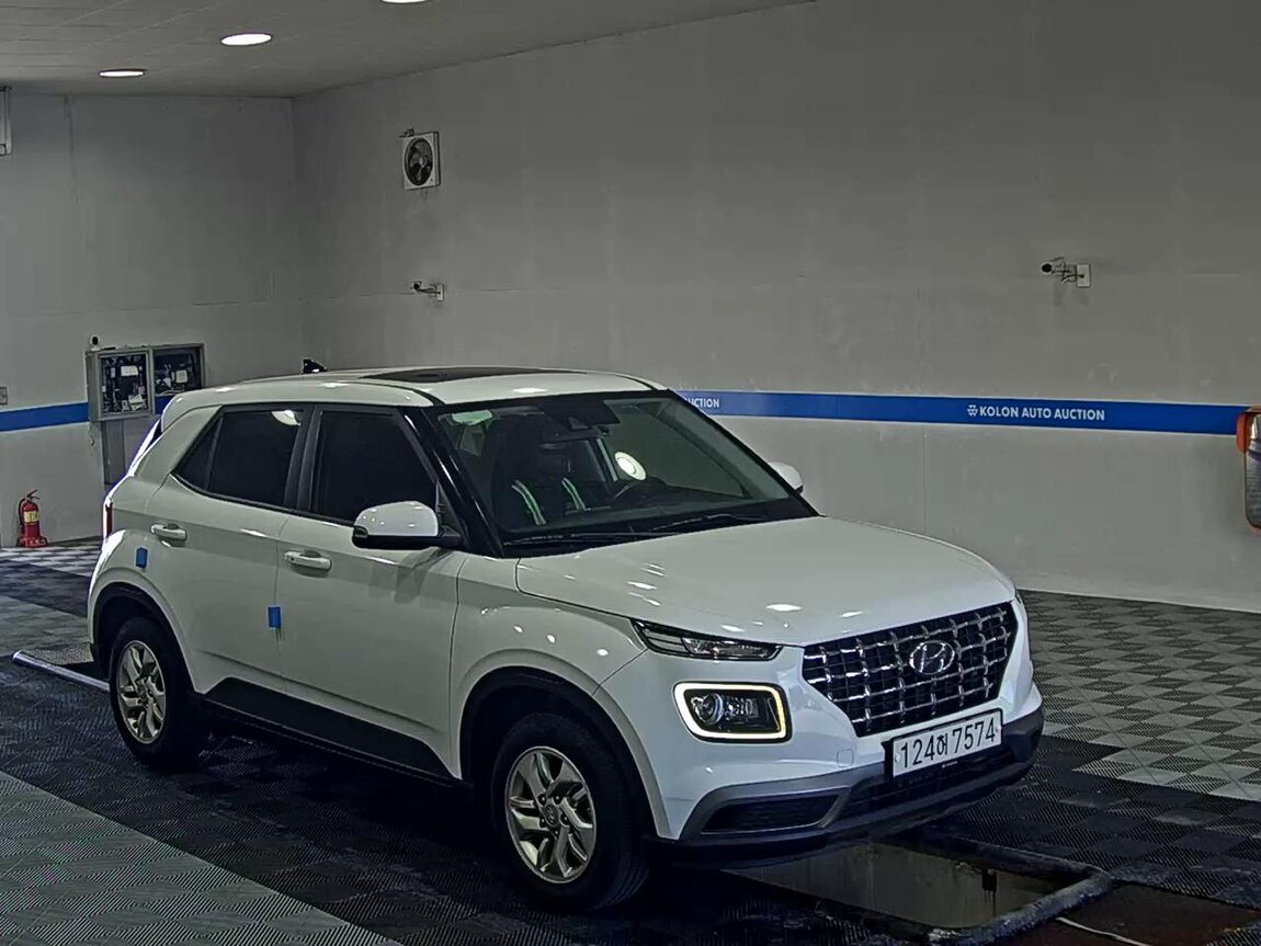 HYUNDAI VENUE 1.6 GASOLINE MODERN PLUS 2022 - zdjęcie 3