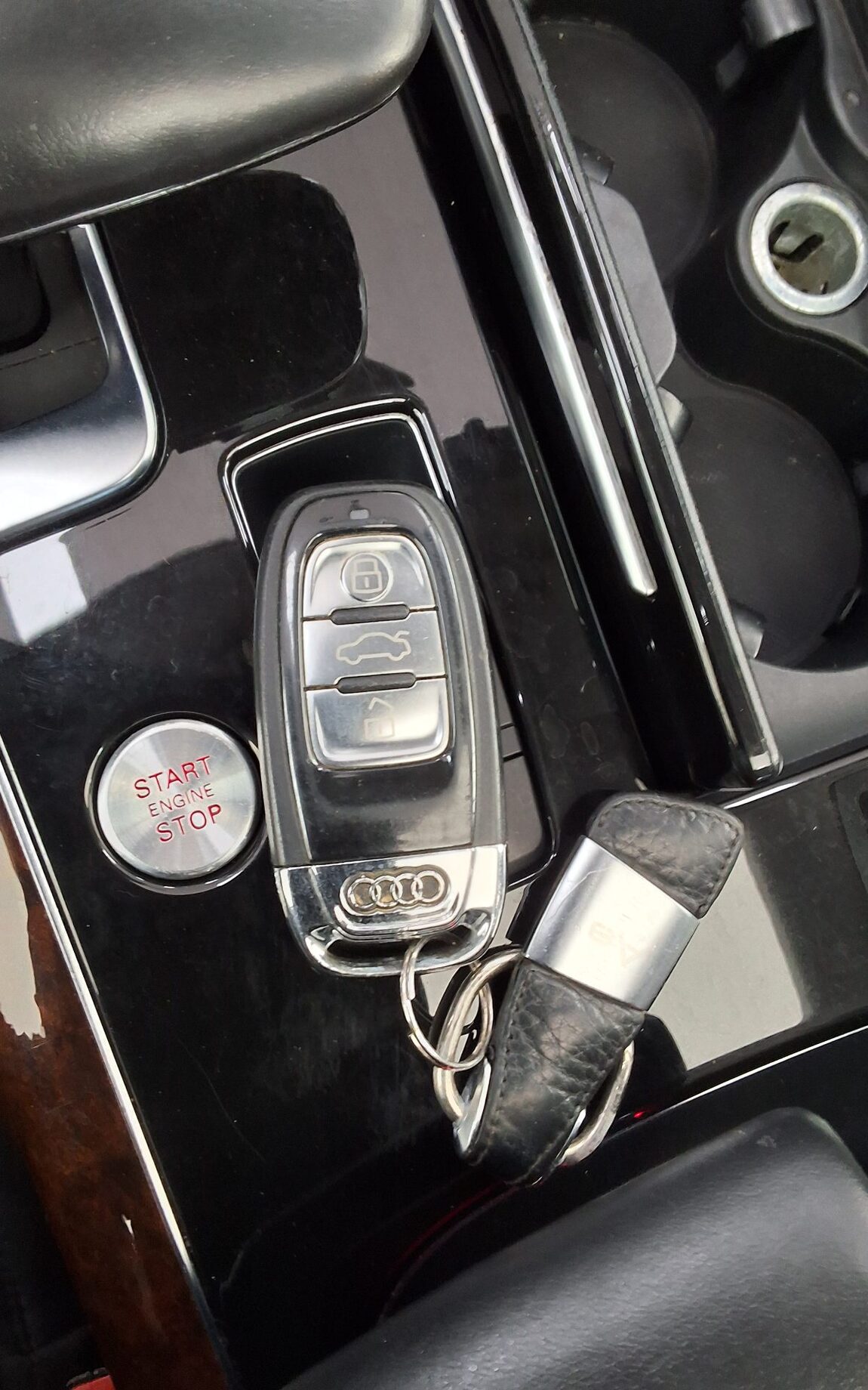 AUDI A8 (3RD GEN) 3.0 TFSI QUATTRO LWB 2011 - zdjęcie 20
