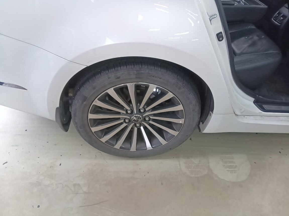 KIA K7 PRESTIGE 3.0 GDI PRESTIGE 2012 - zdjęcie 27